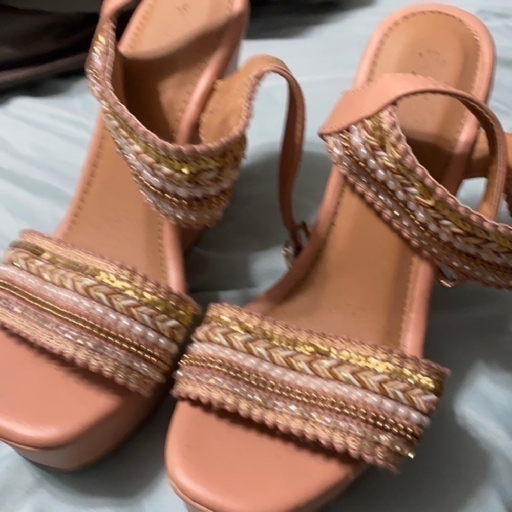 Qupid wedge sandals
